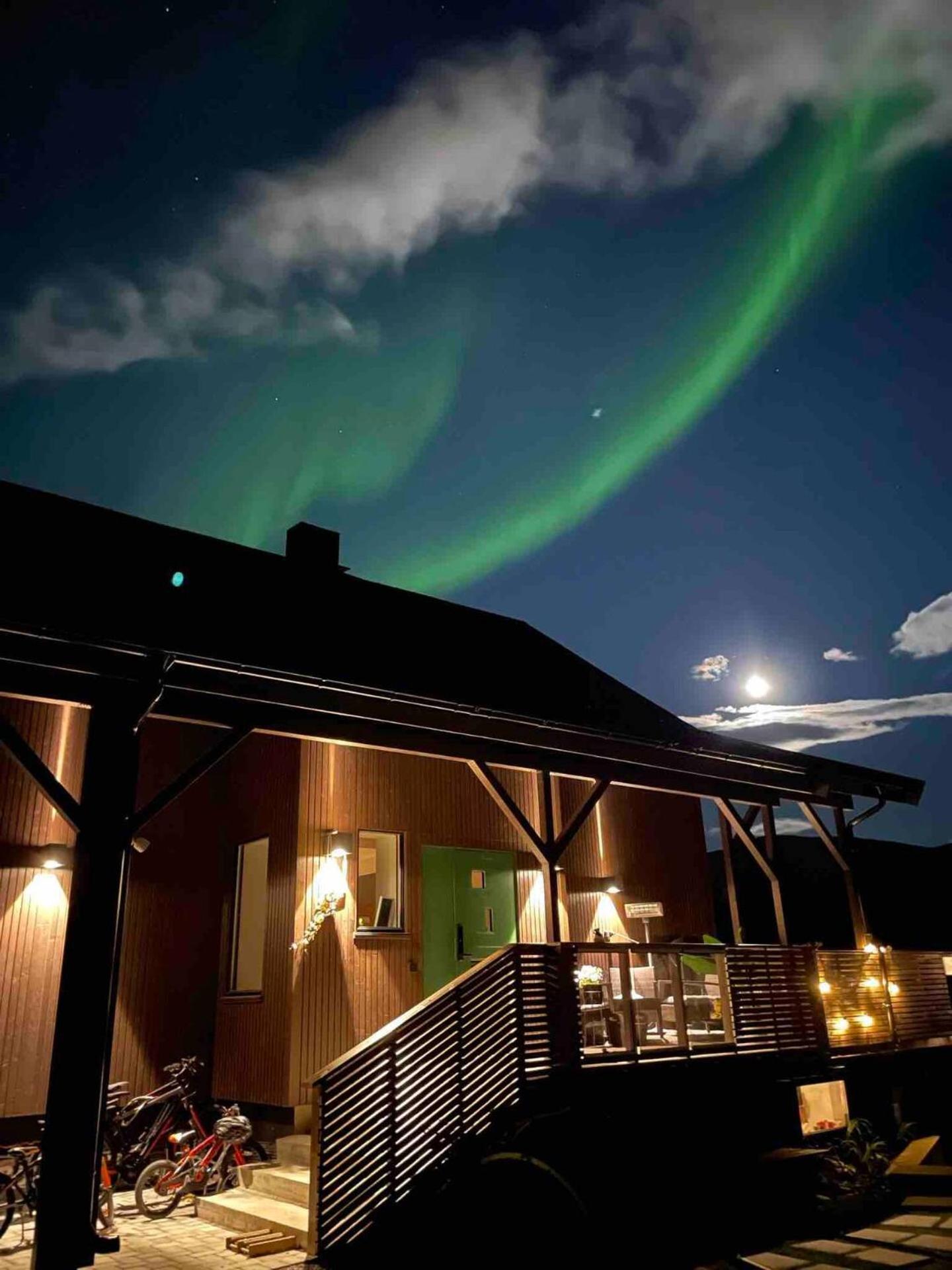 Aurora Polaris Apartment - 750M From Citycenter - Free Parking Tromso Exterior photo